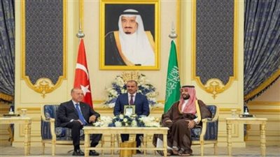 السعودية وتركيا توقعان اتفاقيات ثنائية في الطاقة والاستثمار والدفاع