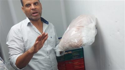 ضبط 4.5 طن دواجن وكبدة وأسماك ولحوم غير صالحة بالجيزة (صور) 
