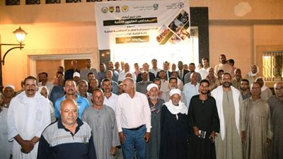 جامعة الوادي الجديد تشهد حفل تخريج مزارعى المدارس الحقلية (صور)