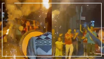 طبول وشماريخ أمام منزل إمام عاشور احتفالا بانضمامه للأهلي رسميا (فيديو وصور)