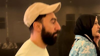 توتا ومحمد سلام في العرض الخاص لفيلم مطرح مطروح (فيديو) 