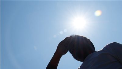 الأرصاد تبشر المصريين بموعد انكسار الموجة الحارة وتصدمهم بارتفاعها مجددا (فيديو)