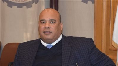 غرفة القاهرة تشيد باجتماع وزير النقل بشأن توطين صناعة فلنكات شبكة القطار الكهربائي 