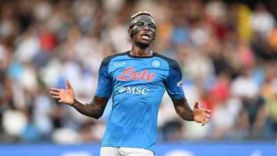 الهلال السعودي يستعد لرفع عرضه لضم أوسيمين هداف الدوري الإيطالي