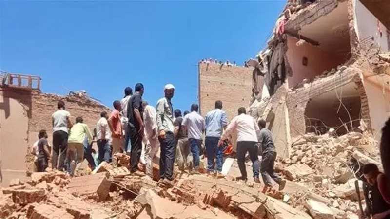 انهيار عقار الخليقة،