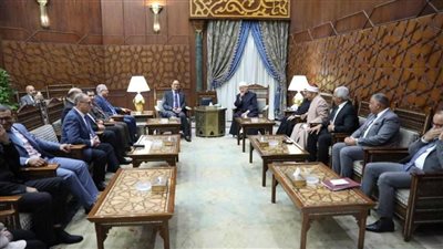  رئيس جامعة حلوان يبحث مع شيخ الأزهر الشريف آليات تطوير التعليم