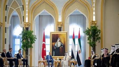 بعد سيارتي ولي العهد السعودي والملك سلمان، أردوغان يهدي بن زايد 
