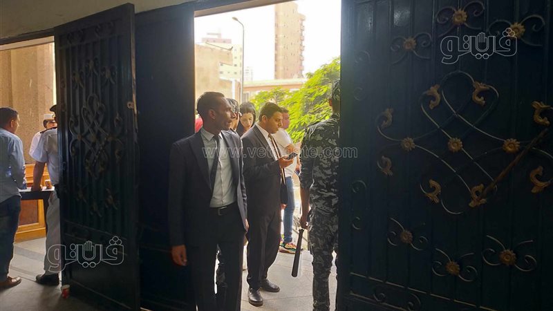 إعادة فتح باب التقديم