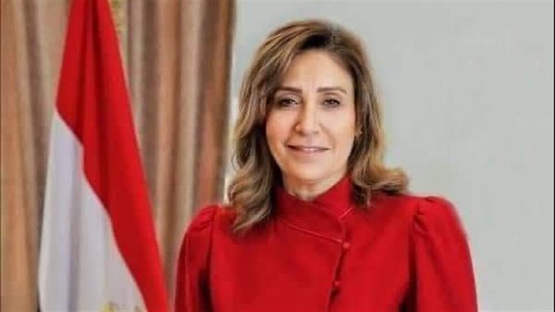 وزيرة الثقافة، فيتو