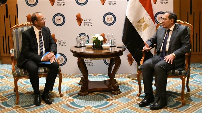 لقاء الوزير مع مدير