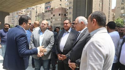 وزير التنمية المحلية ومحافظ الجيزة يفتتحان موقف سرفيس المريوطية الجديد بسعة 395 سيارة