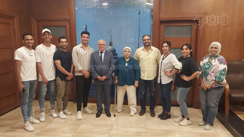 محافظ بورسعيد وفرقة