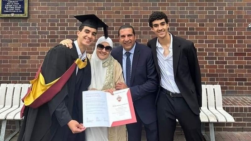 تخرج ابن عمر خالد
