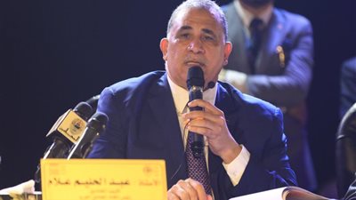 بالأرقام، نقيب المحامين يكشف مصروفات نادي جليم