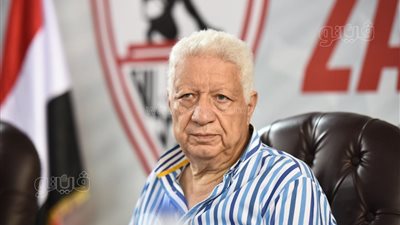 محاكمة مرتضي منصور بتهمة سب وقذف ممدوح عباس بعد قليل