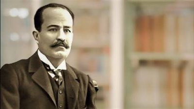 جورجى زيدان، بدأ حياته صانعًا للأحذية، وأصبح رائدا للقصة التاريخية الإسلامية، أصدر 22 رواية، وأسس دار الهلال 