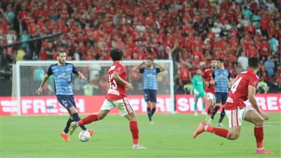 الأهلي يحشد القوة الضاربة لإسقاط بيراميدز، كولر يتمسك بكل أسلحته للحفاظ على سلسلة اللاهزيمة، ومحمد شريف يقود التشكيل المتوقع