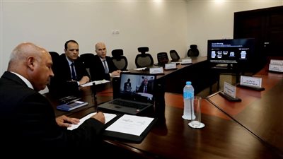 تفاصيل مشروع النقل اللوجستى للربط بين الموانئ الجافة والبحرية