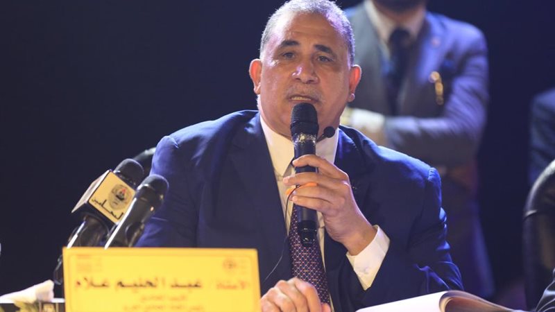 عبد الحليم علام،