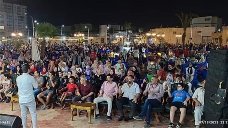 إقبال جماهيرى على