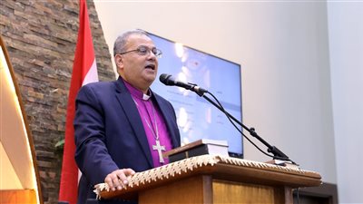 رئيس الإنجيلية عن قصف كنيسة الروم الأرثوذكس بغزة: انتهاك للقانون الدولي