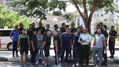 الأندية سددت المبالغ مقدما وقضاة الملاعب يهددون بالتصعيد، كيف تورط مجلس علام في أزمة مستحقات الحكام ؟