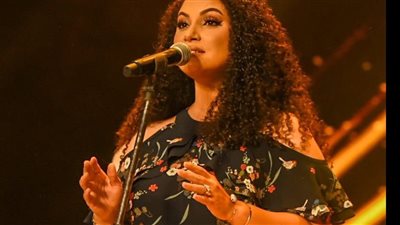 إطلالة مميزة لـ نسمة محجوب في ختام مهرجان الأوبرا الصيفي بالإسكندرية 