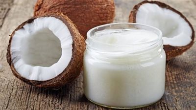 فوائد استخدام زيت جوز الهند للشعر