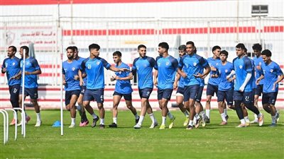 تقسيمة فنية للاعبي الزمالك في المران الصباحي