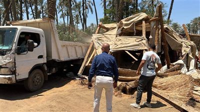 رفع مخلفات بالوراق وأبو النمرس استجابة للمواطنين (صور)