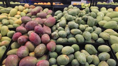 تعرف على أسعار الفاكهة في الهايبرات (صور)