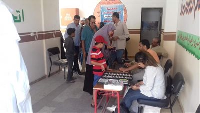 تقديم خدمات طبية لـ280 مواطنا خلال قافلة سكانية بمركز أبوحمص بالبحيرة 