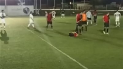 توقفت المباراة لعلاج لاعب، فمات المدرب (فيديو) 