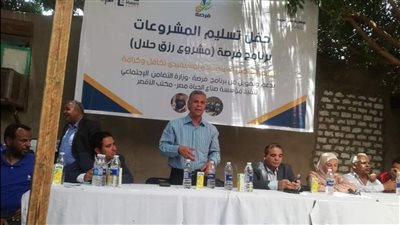 توزيع 75 رأس غنم على 37 أسرة مستحقة بمشروع رزق حلال بالأقصر