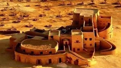 السياحة والآثار: الانتهاء من تقييم أول 3 منشآت فندقية بيئية بواحة سيوة 