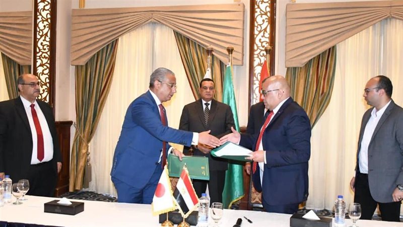 جانب من توقيع البرتوكول،فيتو