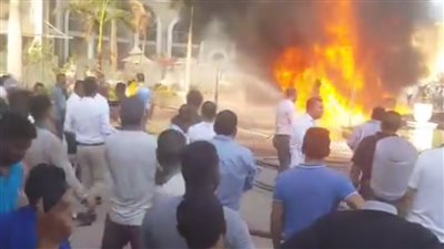 حريق يلتهم سيارة مواد بترولية في سهل حشيش بمدينة الغردقة (صور)