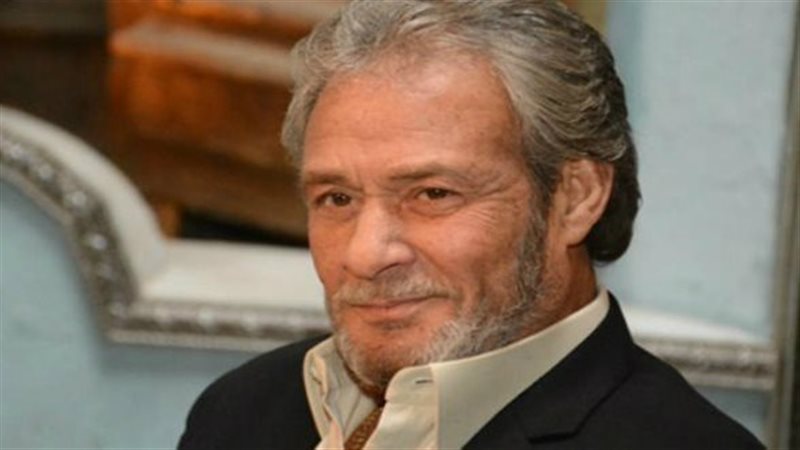 الفنان الراحل فاروق