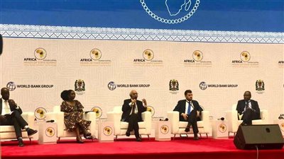 من تنزانيا، وزير التعليم يستعرض التجربة المصرية لتأهيل الشباب للتشغيل وسوق العمل