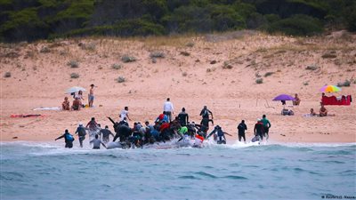 لندن تتعاون مع مواقع التواصل الاجتماعي لمكافحة الهجرة غير الشرعية