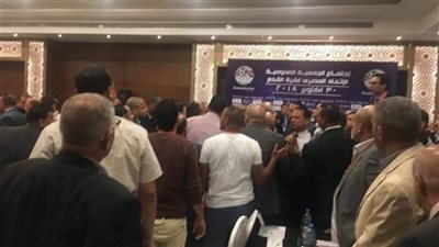 واقعة مؤسفة، اشتباك بالأيدي داخل اتحاد الكرة بعد التهديد بسحب الثقة من المجلس 