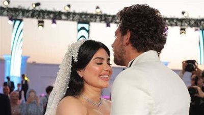 دالا المهندس تتصدر تويتر بعد طلاقها من البلوجر كريم مكرم، ومتابعون: الدنيا معدش فيها أمان 