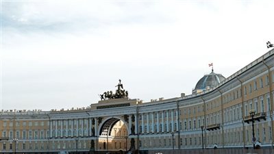 بوتين في قمة بطرسبورج: نتمسك بتطوير العلاقات مع دول أفريقيا