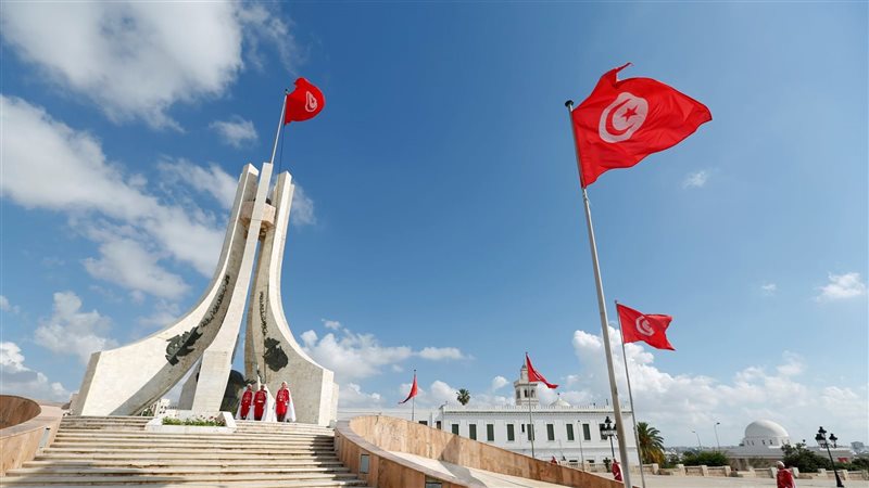 تونس، فيتو 