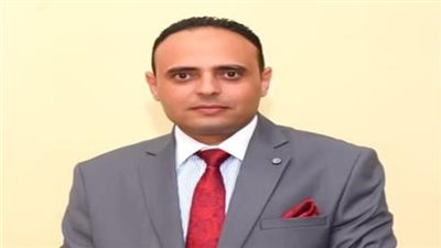 قبل انعقاده بساعات، هل يتخذ الفيدرالي الأمريكي قرارًا برفع الفائدة، خبير يجيب