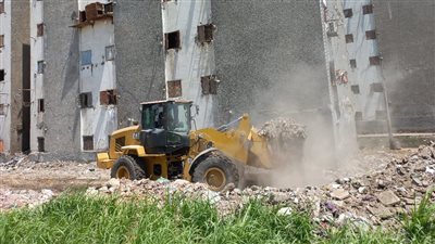انطلاق حملة لرفع المخلفات بمحيط مساكن الإيواء بأسيوط 