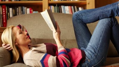 العلاج بالكتب، بدأت فى ورش السجون واستخدمها النفسيون لعلاج الخوف والاكتئاب والحب