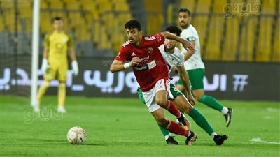 الدوري المصري، الأهلي يفشل في هز شباك المصري بالشوط الأول 