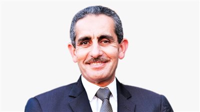 محافظ الغربية يهنئ أوائل الثانوية الأزهرية هاتفيًا