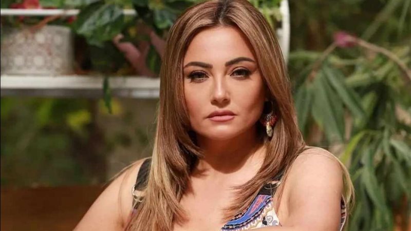 الفنانة بشرى، فيتو